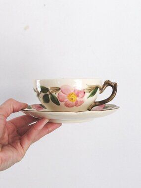Set of 4 Vintage Franciscan Desert Rose Tea Cup Saucer Vintage Floral Earthenwar